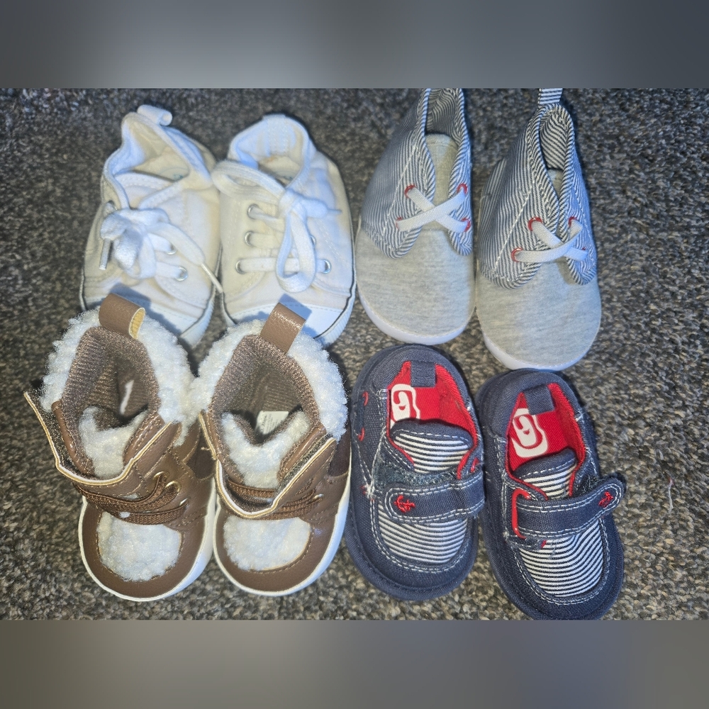 Robeez Baby & Walker Shoes & Old Navy - White, Brown, Gray, Blue